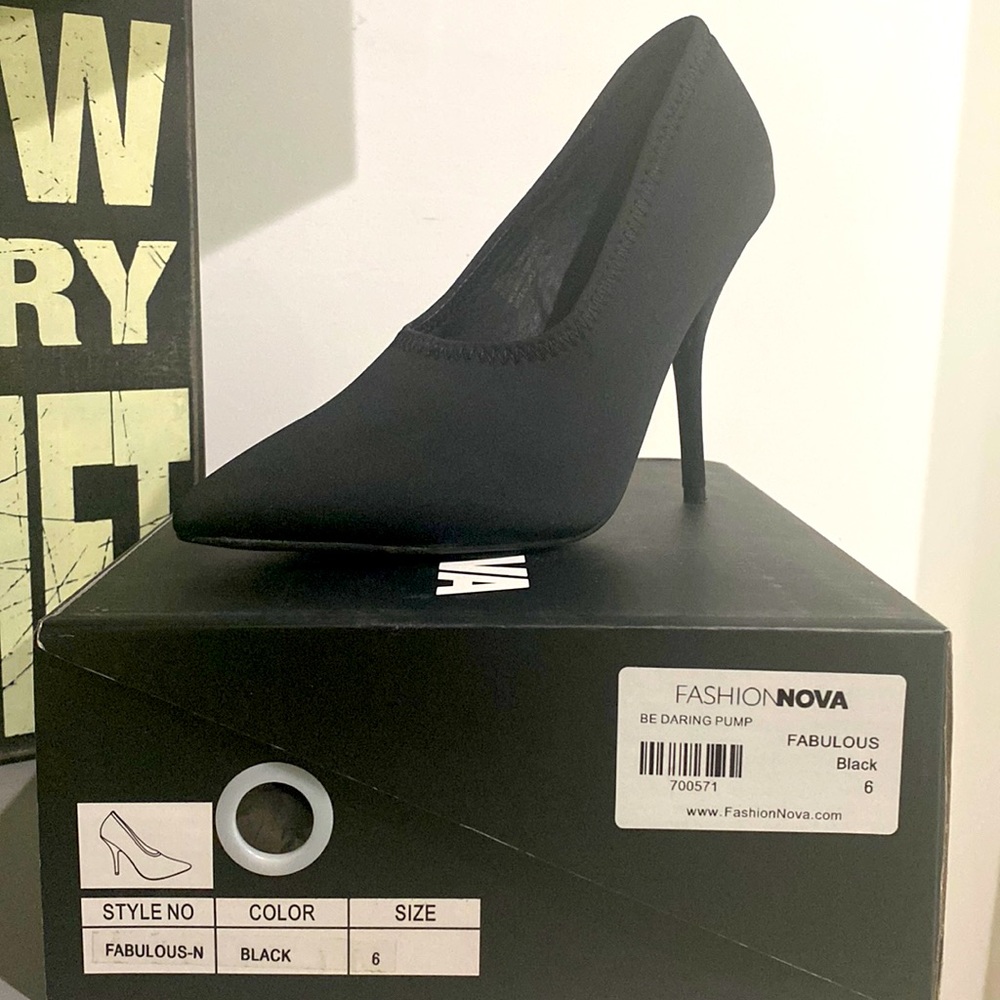 Fabulous Be Daring Pump